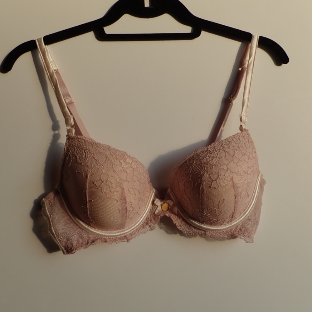 NWT Jessica Simpson 34B Pink Lace Bra Light Lift
